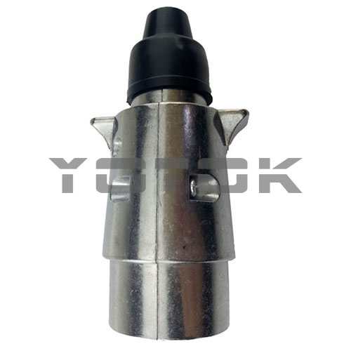 YT02A-A:7P/12V PLUG ISO1724