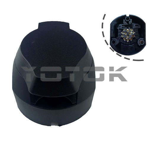 YT01A:13P/12V SOCKET ISO11446
